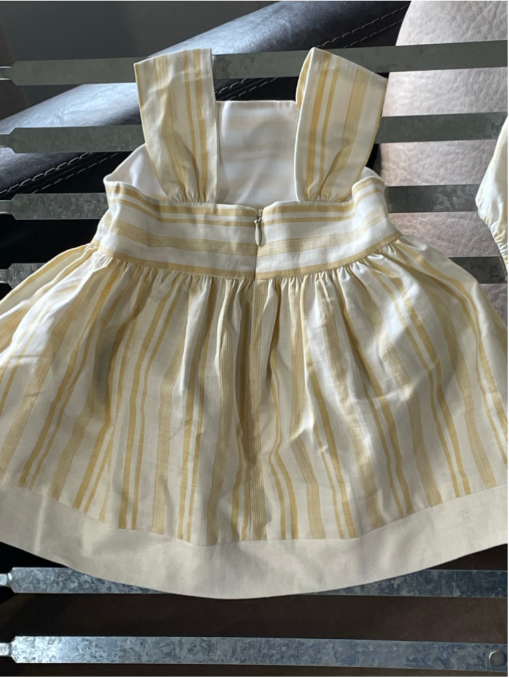 Edgehill Collection Baby Girl White Yellow Striped Dress & Bloomer 0-3 Months - Picture 4 of 8